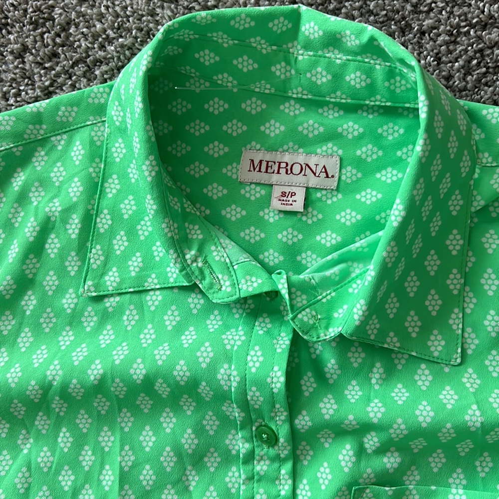 Button Down Top - Picture 3 of 4